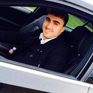 Meet your Posher, Ali